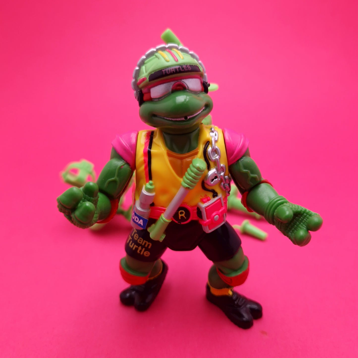 TEENAGE MUTANT NINJA TURTLES ☆ Sewer-Cyclin' RAPH Sewer Spitting Figure ☆ 90s Vintage