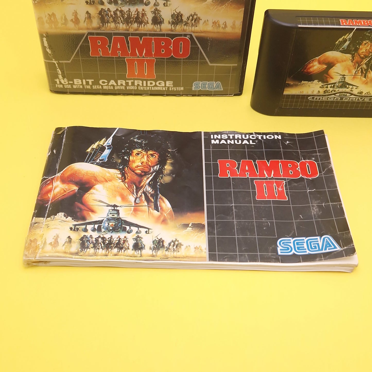 SEGA MEGA DRIVE ☆ RAMBO 3 ☆ Vintage Retro Game Manual Boxed
