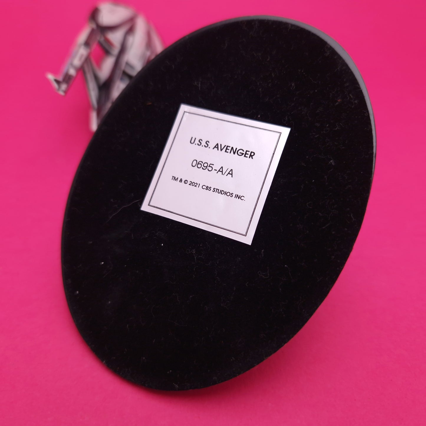 STAR TREK ☆ U.S.S. AVENGER #111 Starships Collection ☆ Eaglemoss