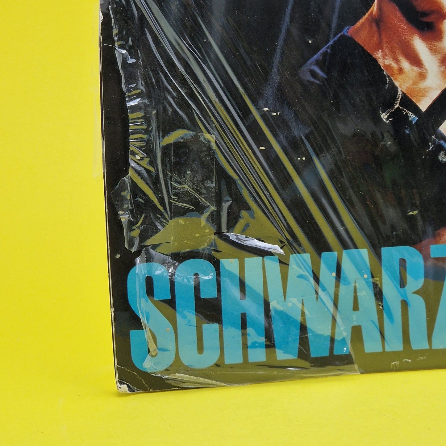 ARNOLD SCHWARZENEGGER ☆ CALENDAR 1994 Spiral Binding 30 x 42 cm 12 images ☆ Vintage Original 90s