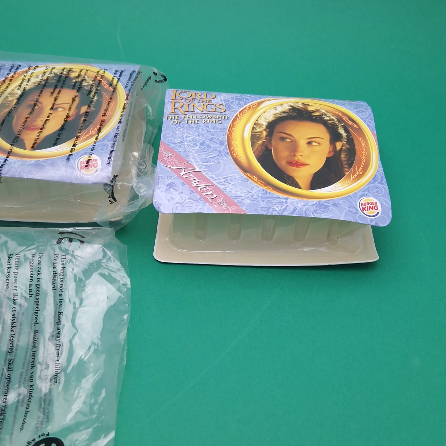 BURGER KING ☆ LORD OF THE RINGS Two Towers ARWEN Figures & Bag ☆ Vintage Sealed 2001