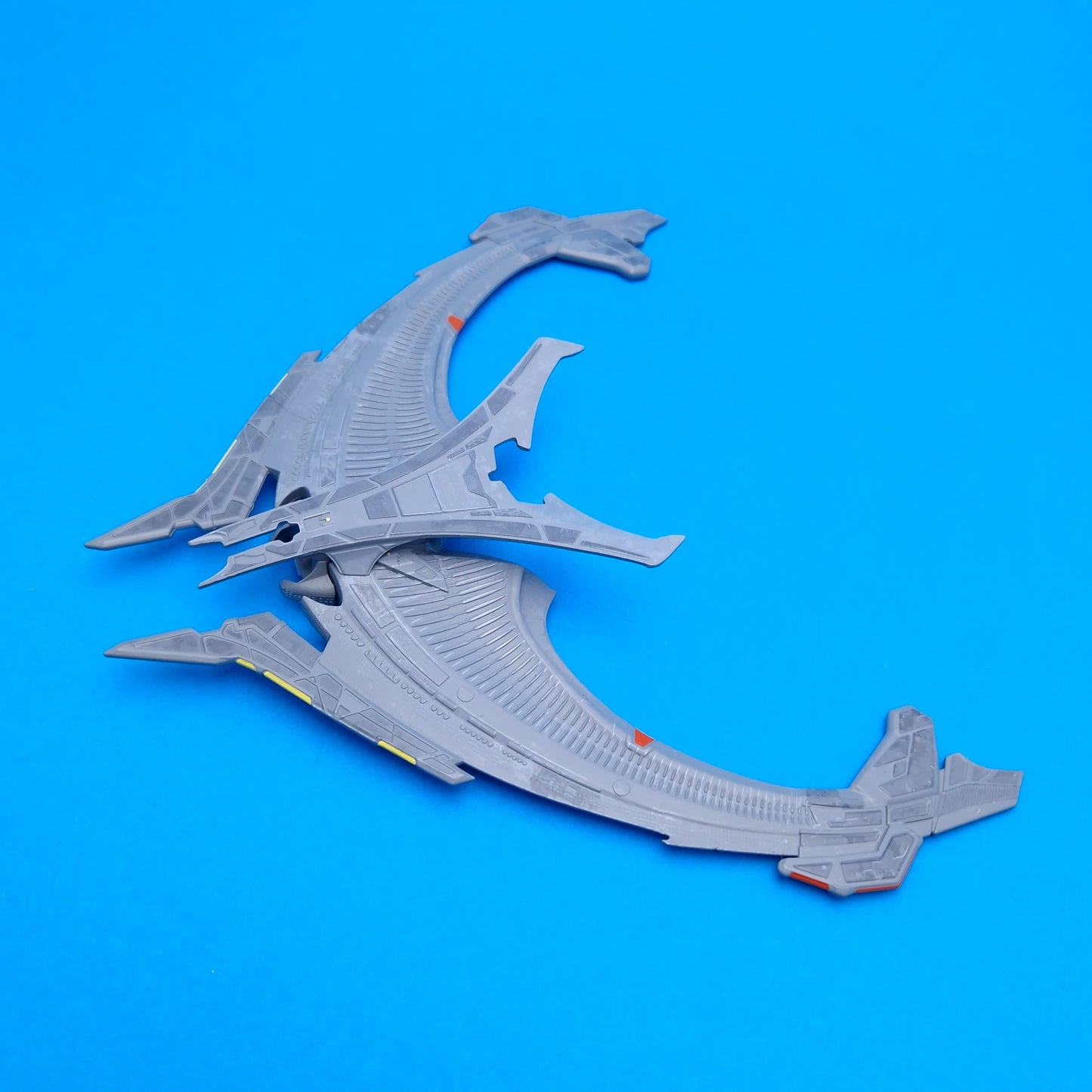 STAR TREK ☆ SON'A BATTLESHIP Starships Collection ☆ Eaglemoss Model