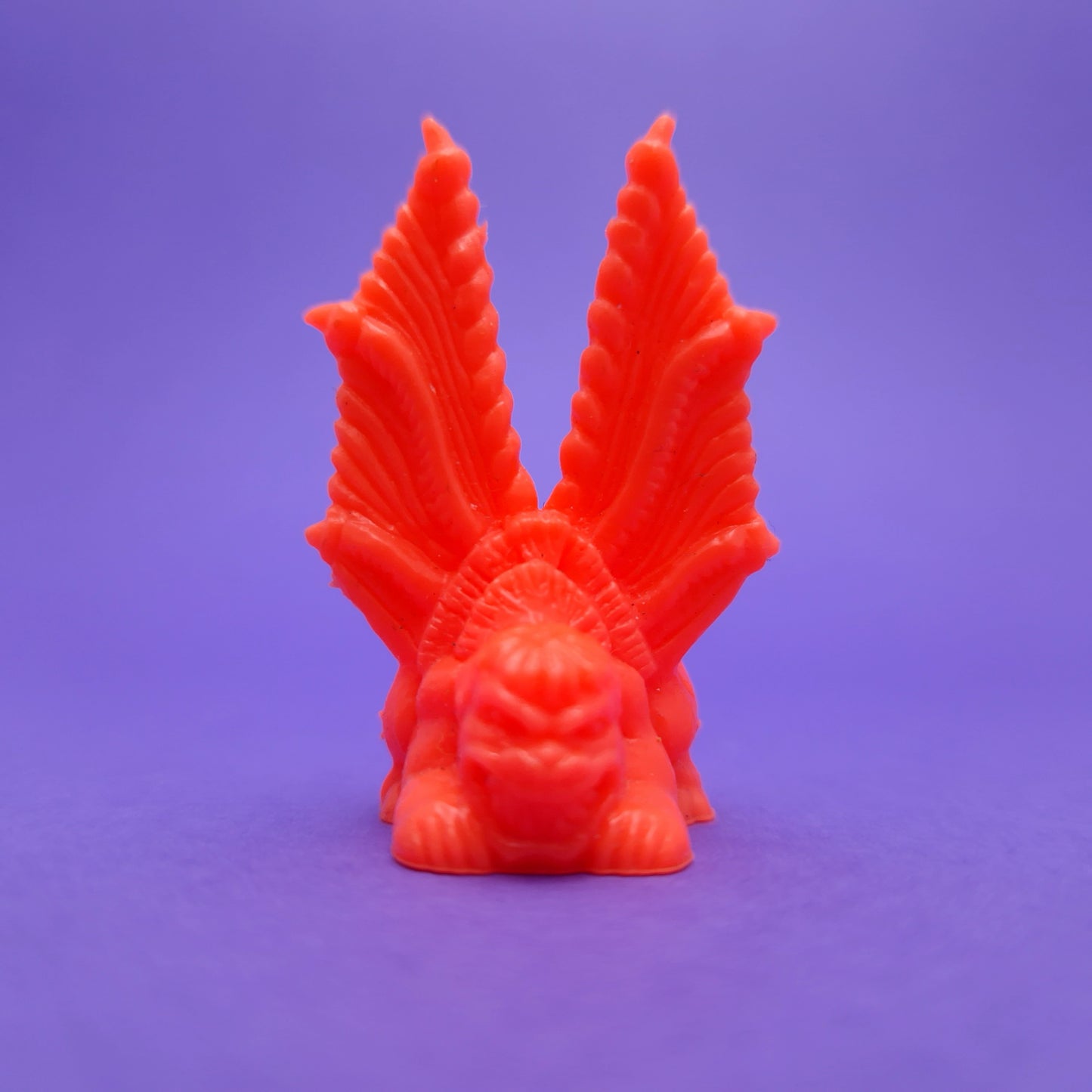 MONSTER IN MY POCKET ☆ #20 CATOBLEPAS NEON RED Uncommon Figure ☆ Vintage Mini Figure