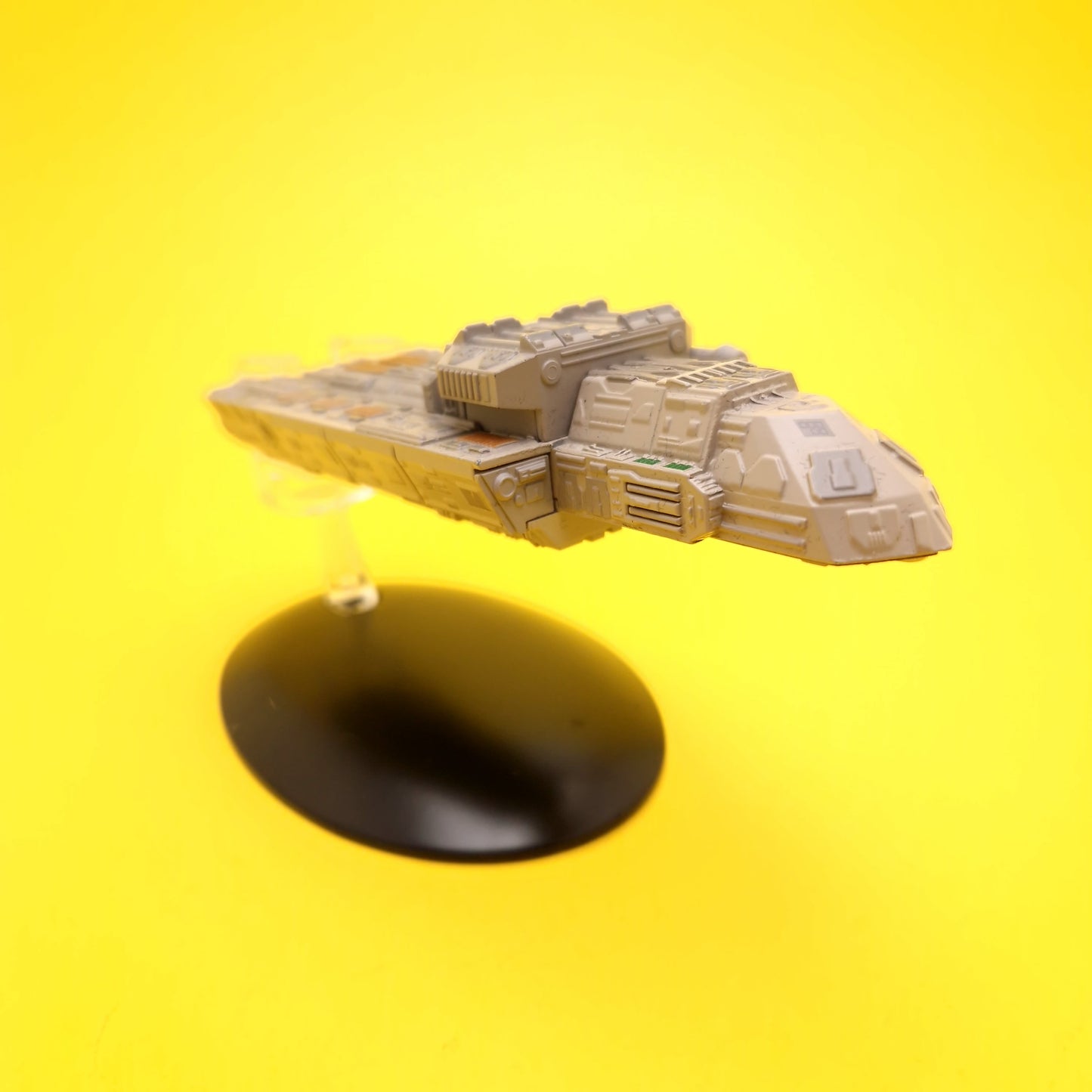 STAR TREK ☆ TERRAN ANTARES Class Cruiser SS XHOSA #121 Starships Collection ☆ Eaglemoss Model