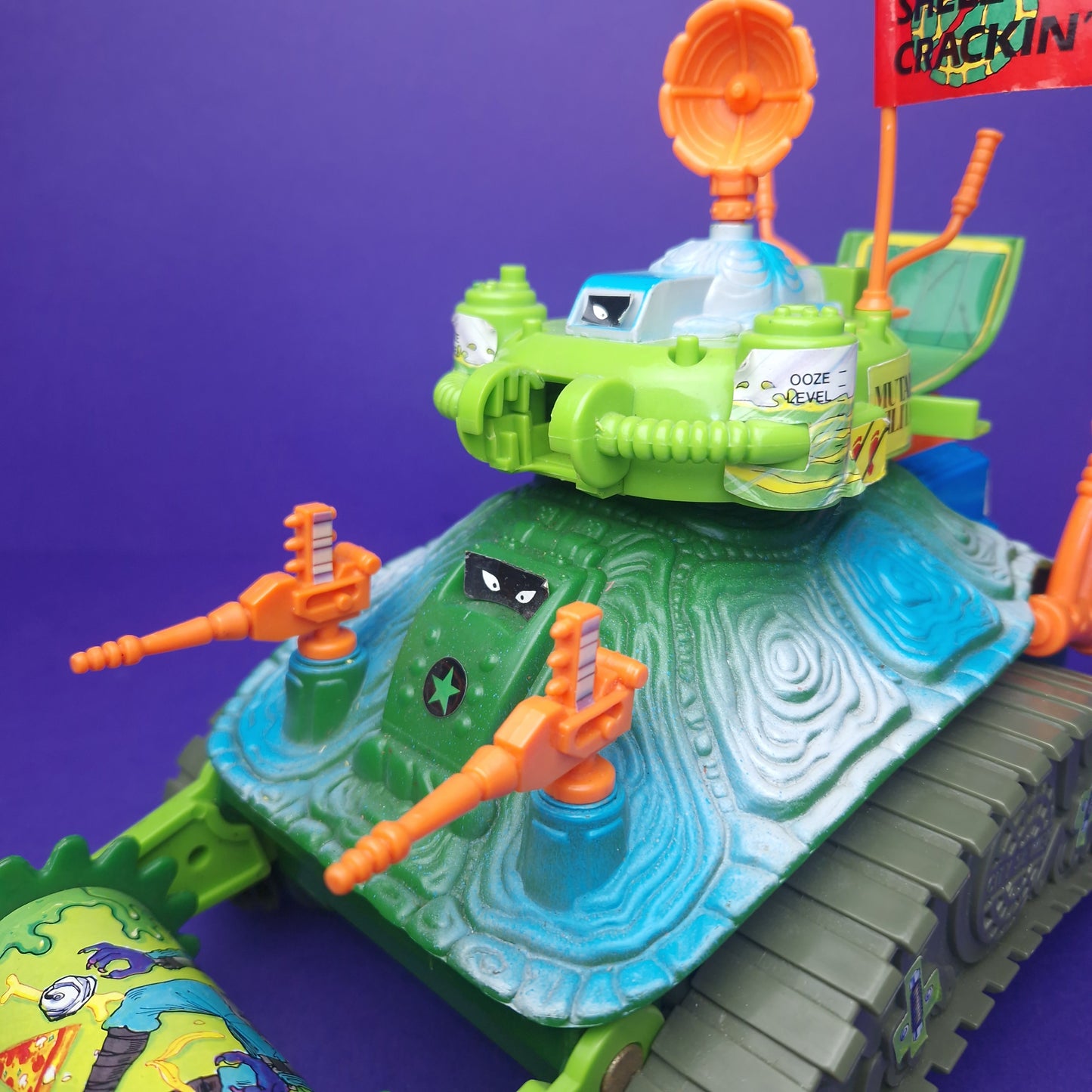 TEENAGE MUTANT NINJA TURTLES ☆ TURTLE TANK Vintage Action Figure Vehicle ☆ Loose BOXED