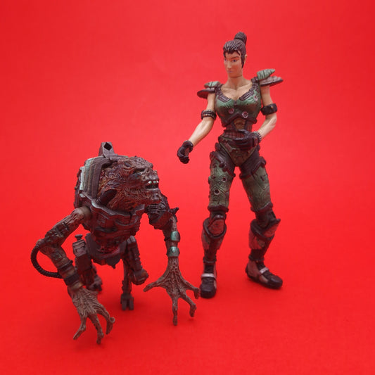 QUAKE II ☆ 2 JUNGLE MARINE ATHENA & STROGG PARASITE Action Figure ☆ Retro Gaming ReSaurus Original 90s