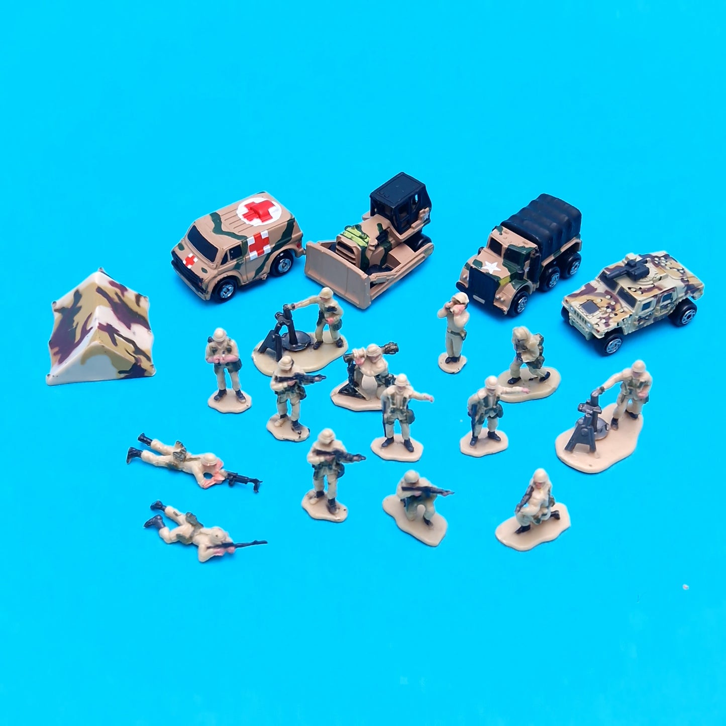 MICRO MACHINES MILITARY BUNDLE Tanks Soldiers Vintage ☆ 90s Original Galoob