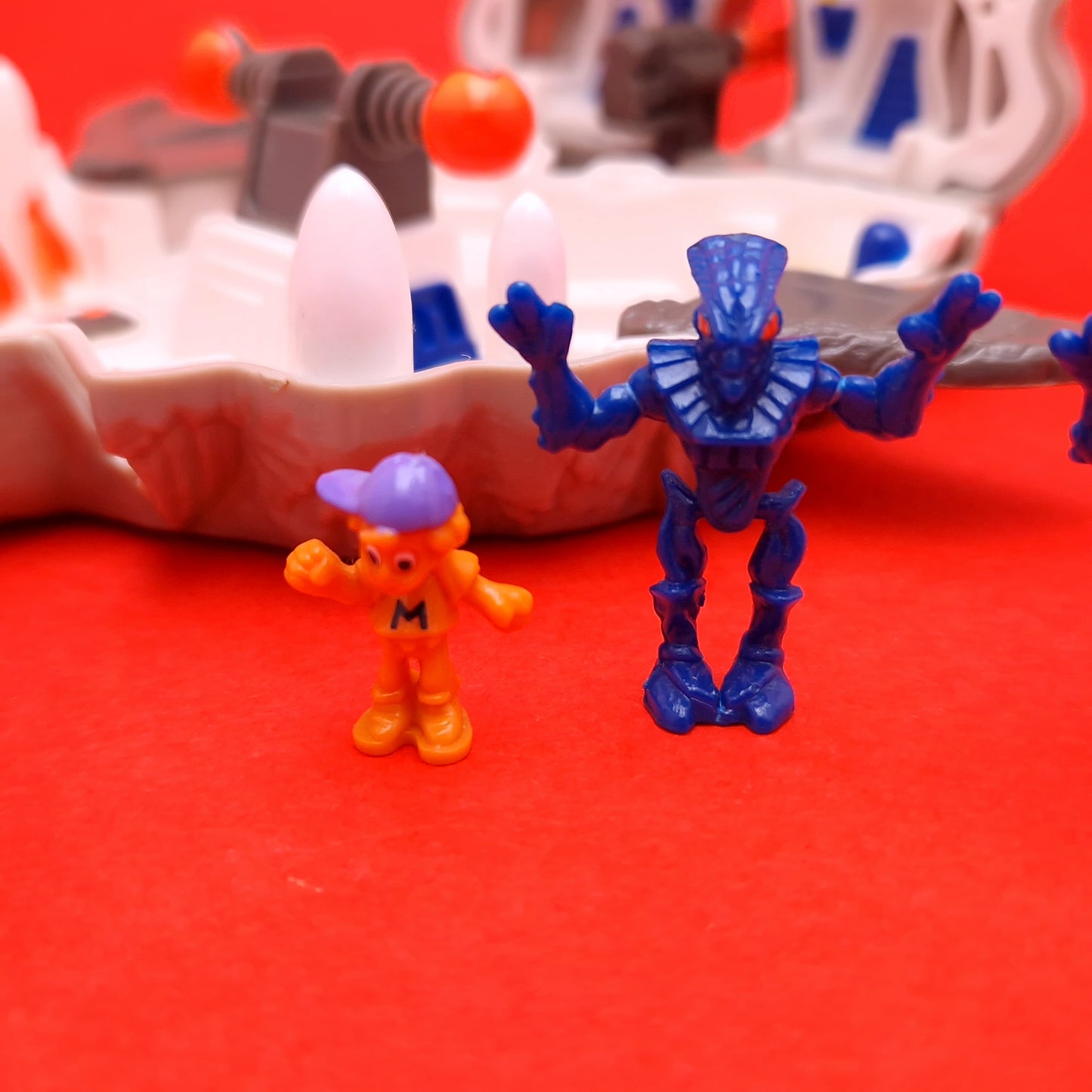 MIGHTY MAX ☆ TERMINATES WOLFSHIP 7 Doom Zones Orange Max Vintage Figure Playset ☆ Complete