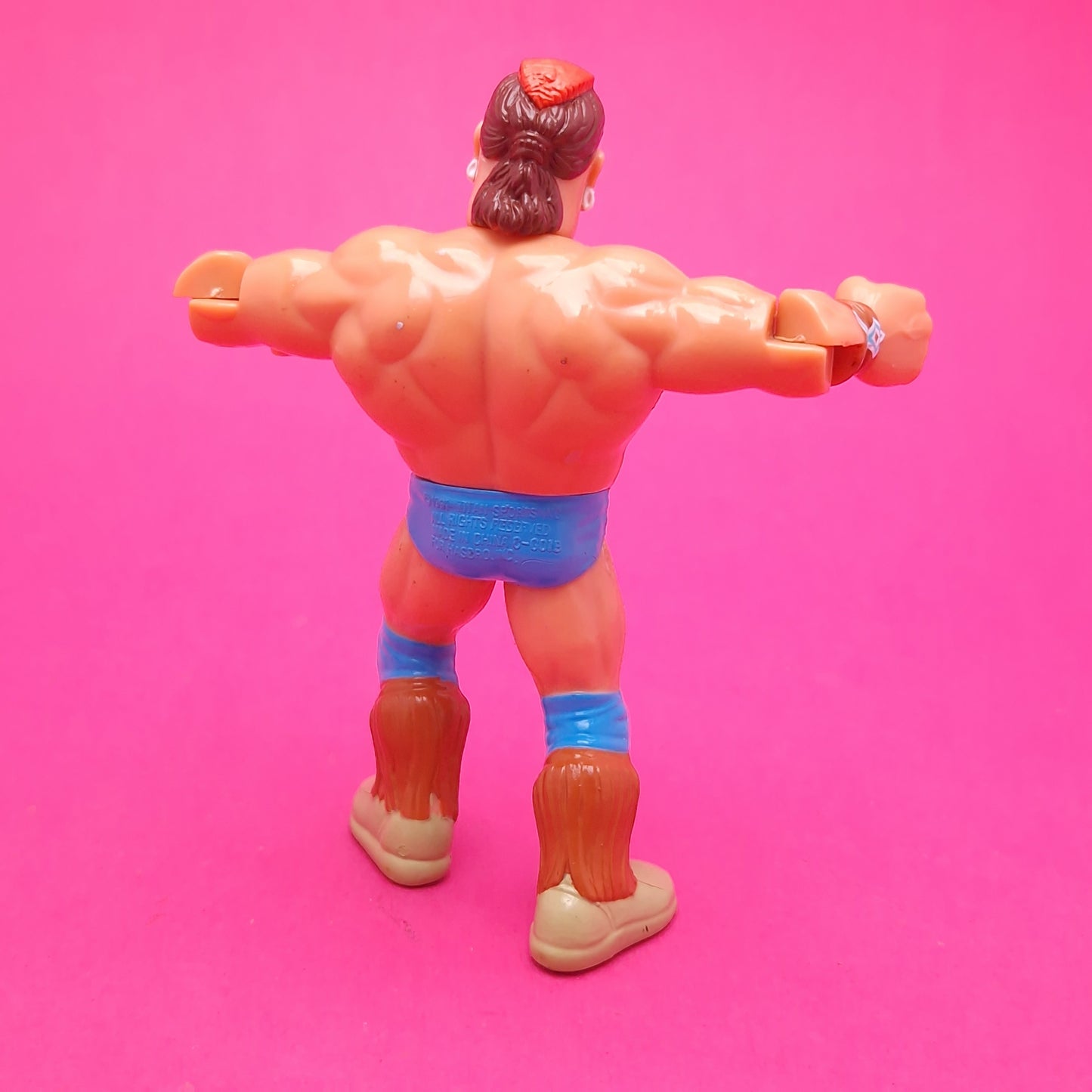 WWF HASBRO ☆ TATANKA Vintage Wrestling Figure ☆ Original 90s Series 6 Bio Card