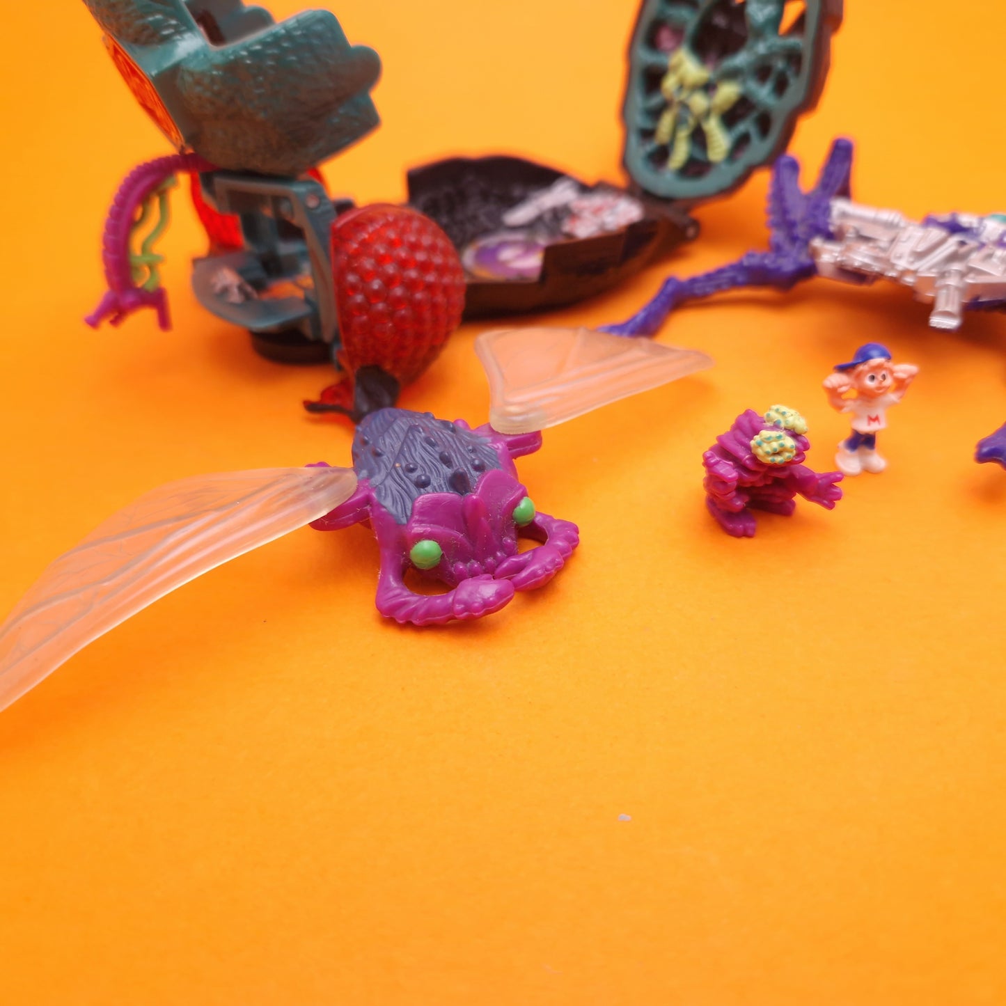 MIGHTY MAX ☆ SQUISHES THE FLY Doom Zones Vintage Figure Playset ☆ Complete