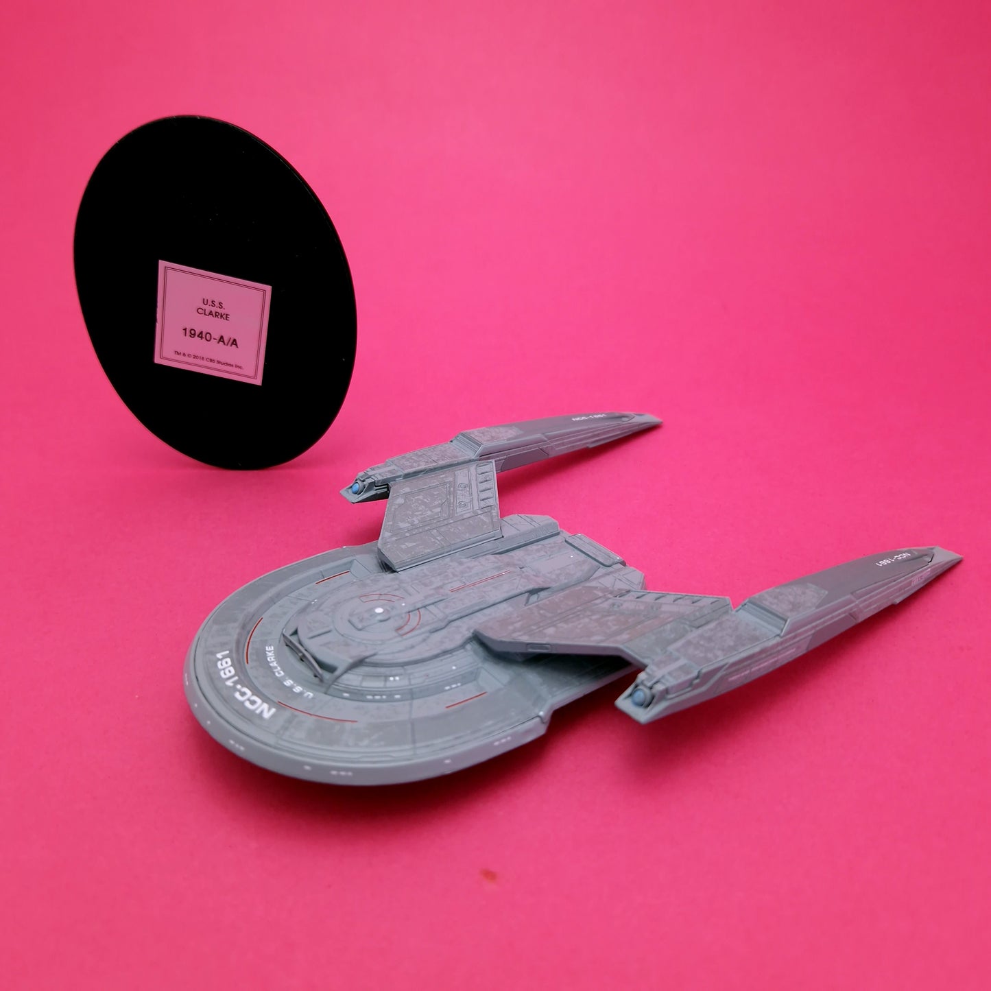 STAR TREK ☆ U.S.S CLARKE NCC-1661 #9 Discovery Starships Collection ☆ Eaglemoss XL