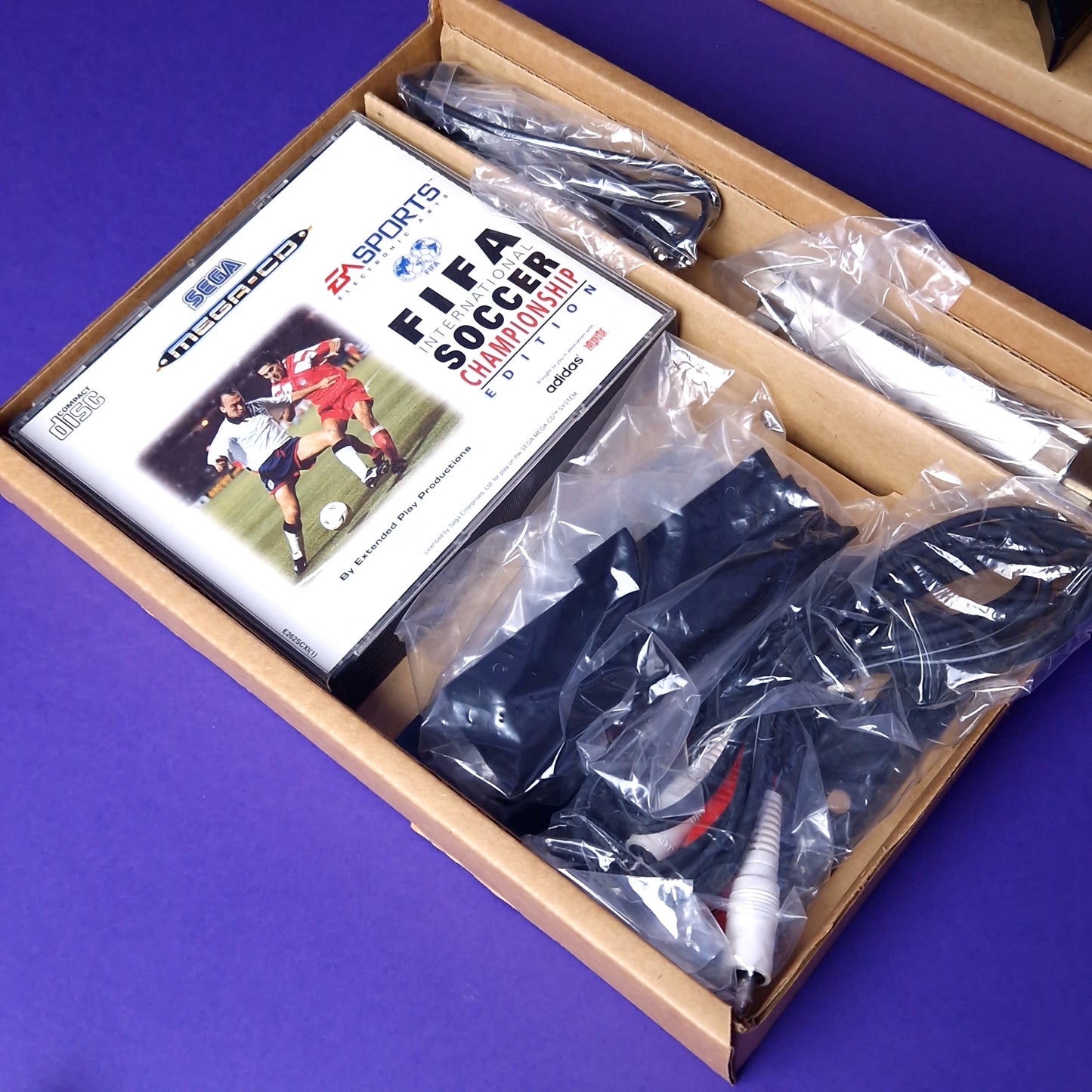 SEGA ☆ MEGA CD 2 BOXED CONSOLE ☆ 8 Classic Games & FIFA Vintage Retro Inserts