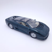 Load image into Gallery viewer, DIECAST ☆ MAISTO 1:18 JAGUAR XJ220 1992 Model Car Racing Green ☆ Loose
