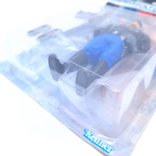 Load image into Gallery viewer, TERMINATOR 2 BLASTER T-1000 Vintage Figure ☆ Sealed Carded Kenner 90s
