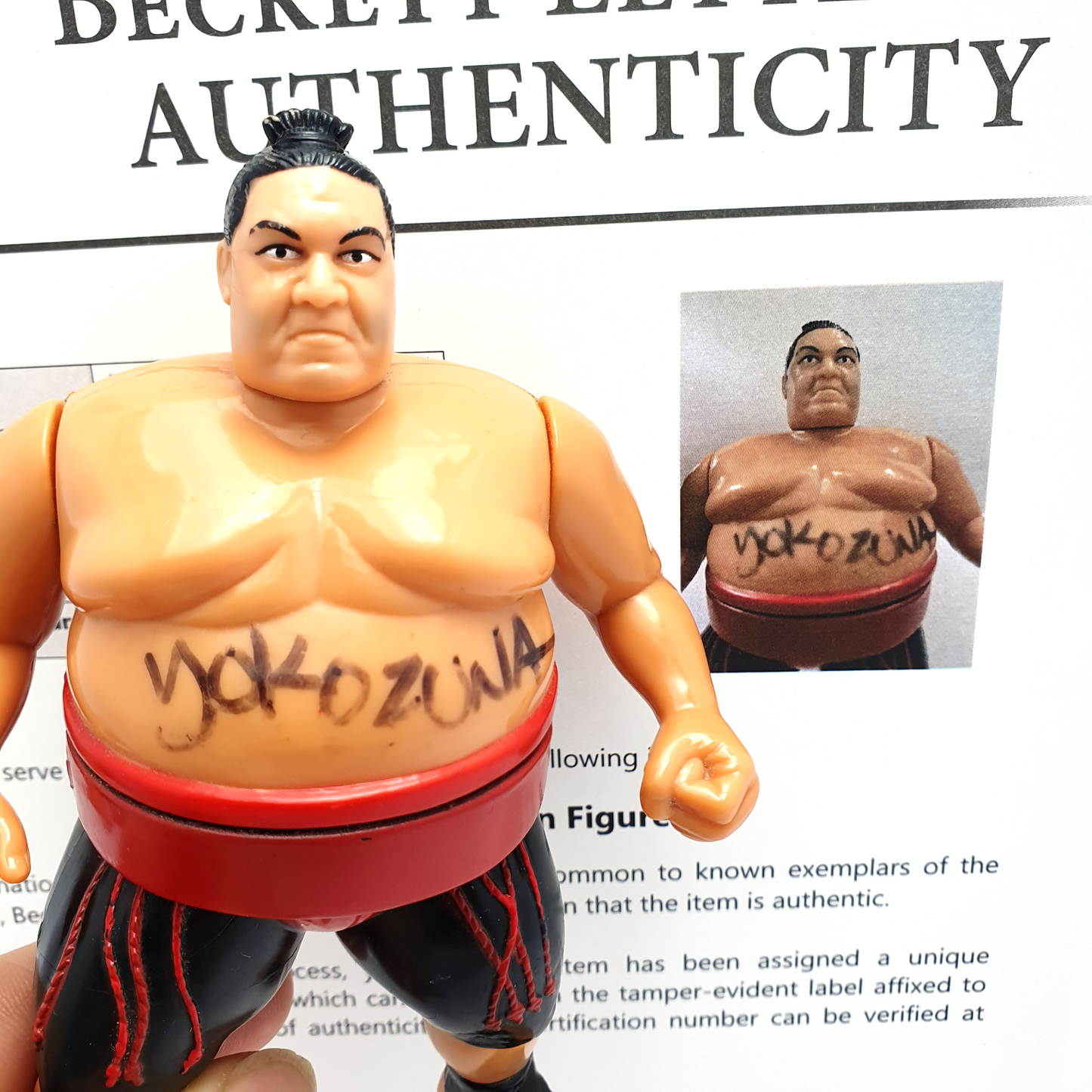 WWF HASBRO ☆ SIGNED YOKOZUNA Signed Autograph Signature CERT COA Vintage Wrestling Figure ☆ Original 90s Series 8
