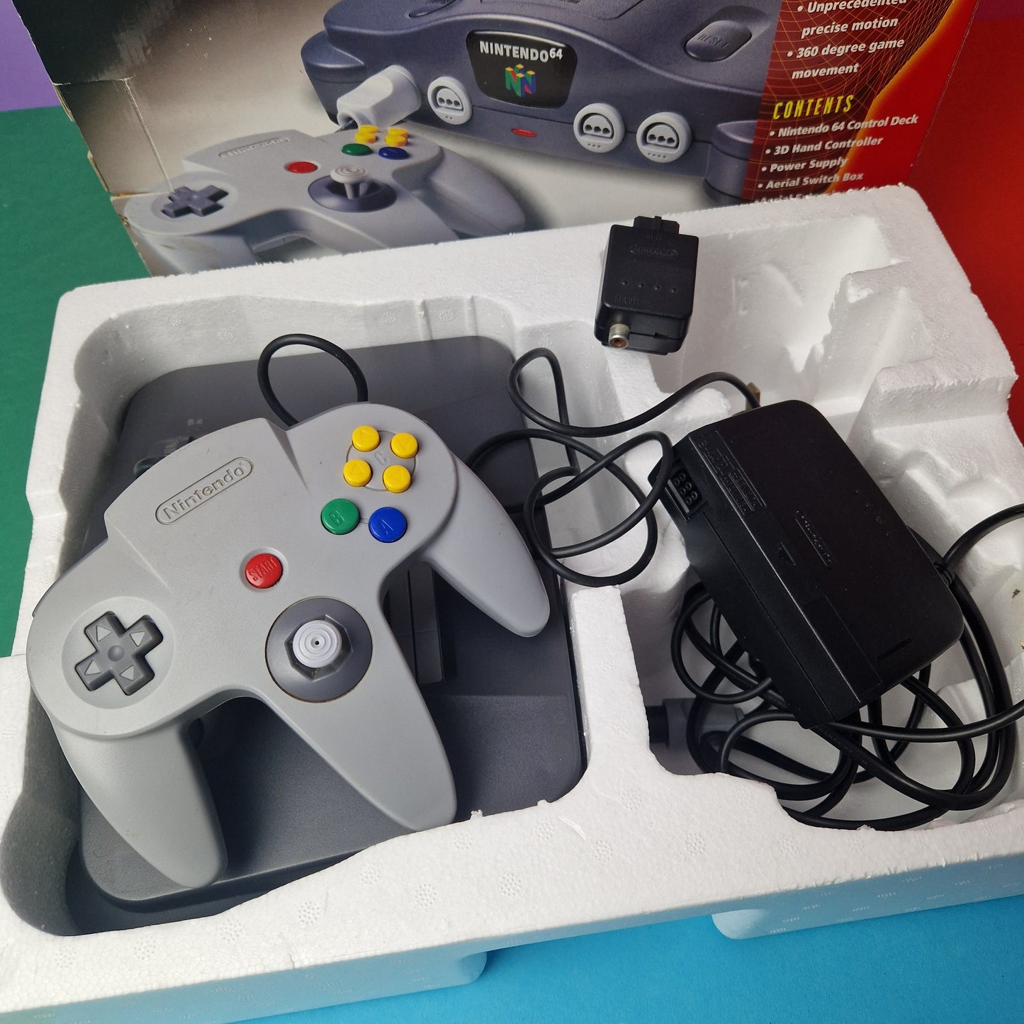 NINTENDO 64 ☆ N64 CONSOLE & CONTROLLER ☆ Retro Boxed Inner PAL