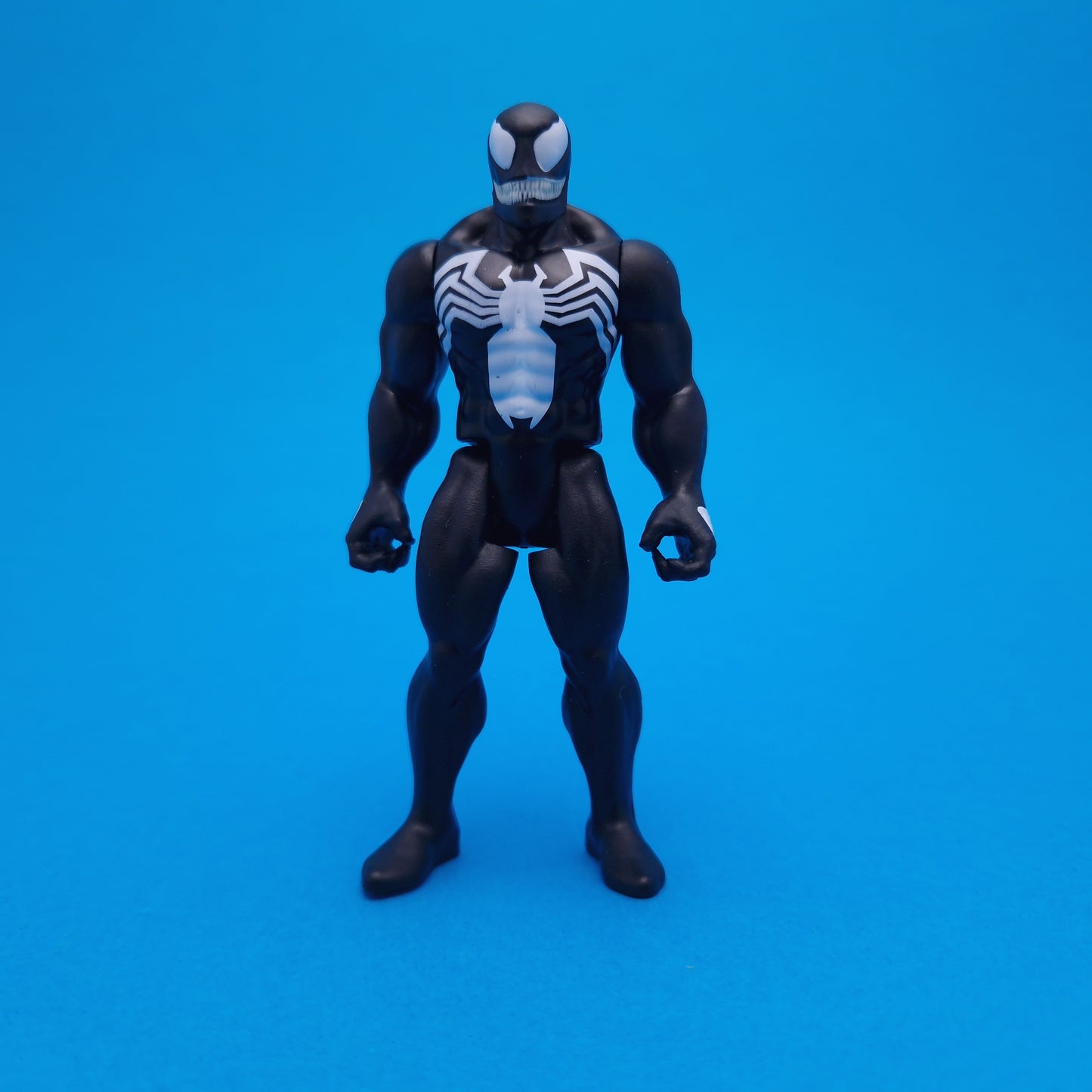 MARVEL LEGENDS RETRO ☆ VENOM Action Figure 3.75 ☆ Loose Hasbro Kenner