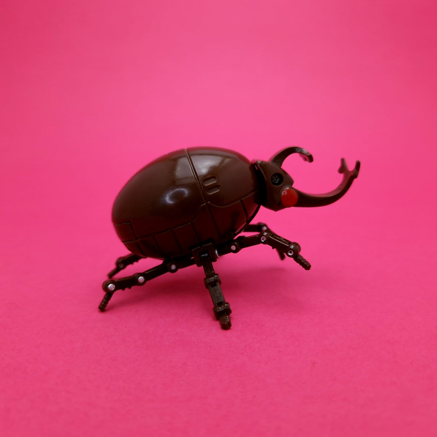 EGG MONSTERS ☆ SCARABEO Brown EGG Figure ☆ 80s Vintage Transforming Bandai