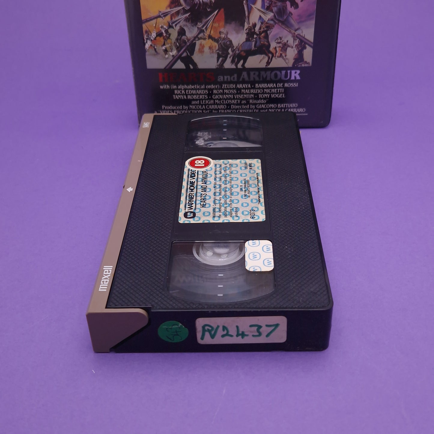 VHS Video ☆ HEARTS AND ARMOUR ☆ 80s Pre-cert Big Box Ex Rental 18 Vintage