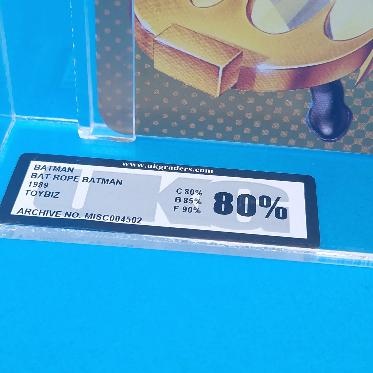 BATMAN 89☆ Vintage DC SUPER HEROES GRADED 80% Figure ☆ Keaton Head Carded Sealed Original Toybiz 1989