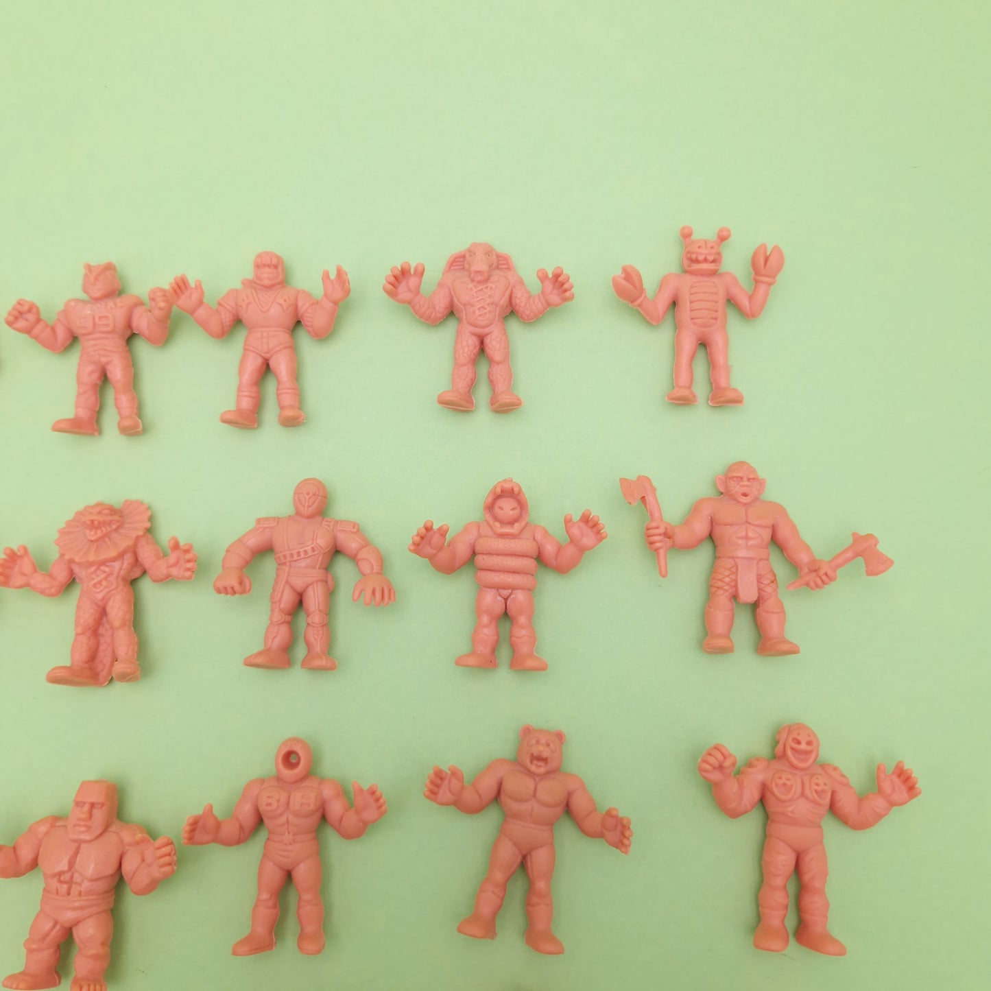 M.U.S.C.L.E MEN ☆ Bundle of 20 Flesh Figure ☆ Vintage Mini Figures 1980s