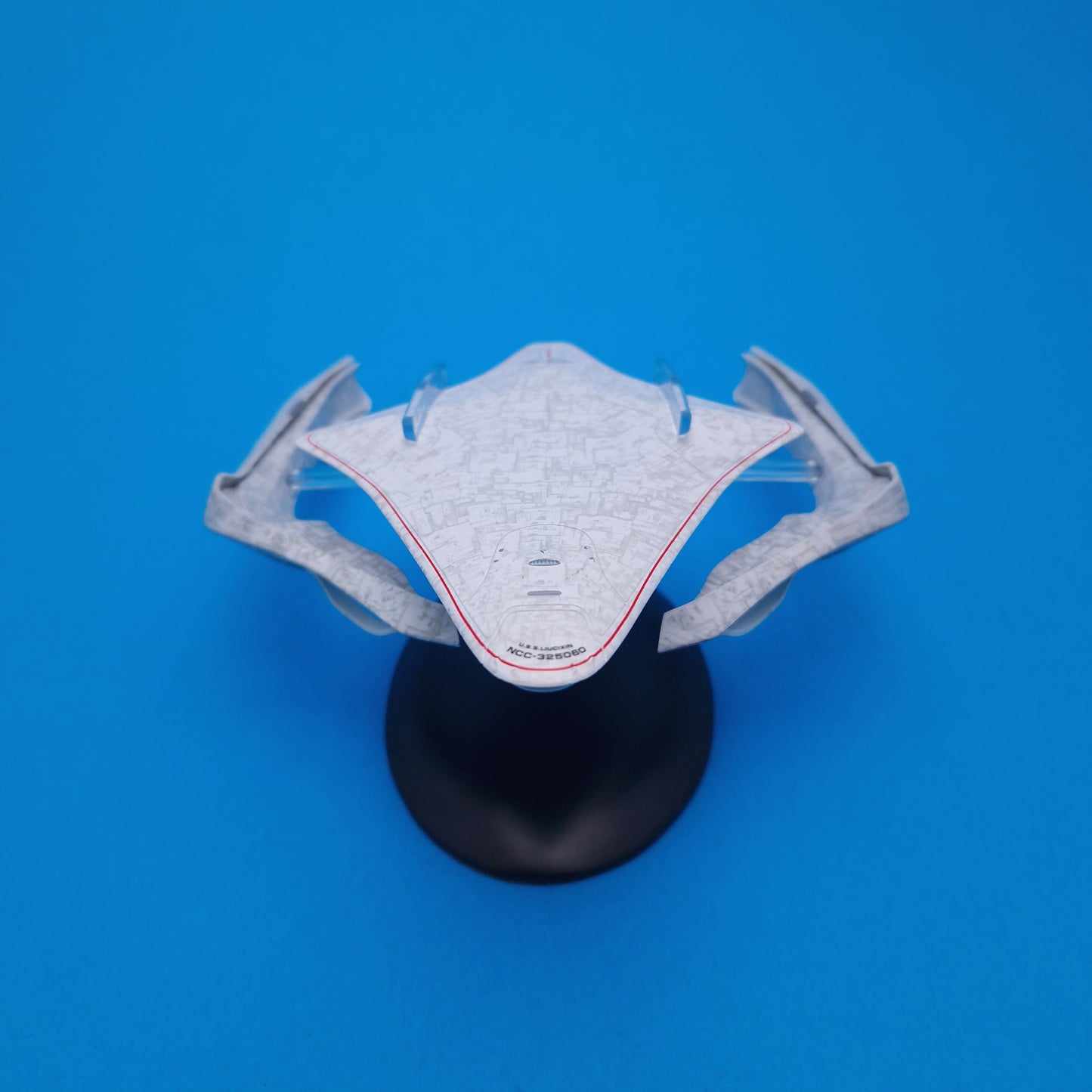 STAR TREK ☆ U.S.S LIU CIXIN #15 NCC-325060 Discovery Starships Collection ☆ Eaglemoss