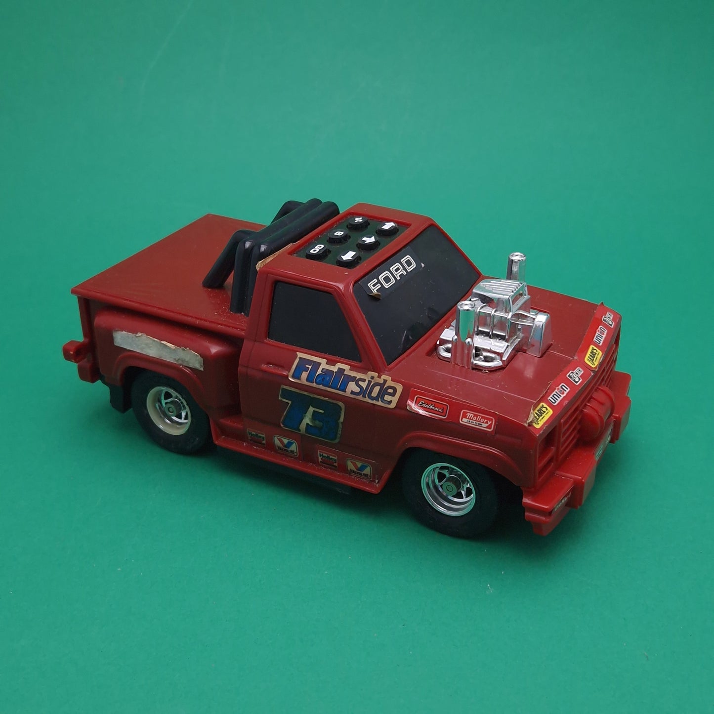 M.A.R.C 32 ☆ RED FORD PICKUP Computer Car Vehicle Vintage ☆ Loose 1988 ERTL