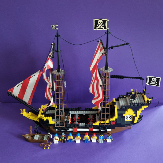 LEGO ☆ 6285 BLACK SEAS BARRACUDA Pirate Ship Mini Figure ☆ Vintage 80s
