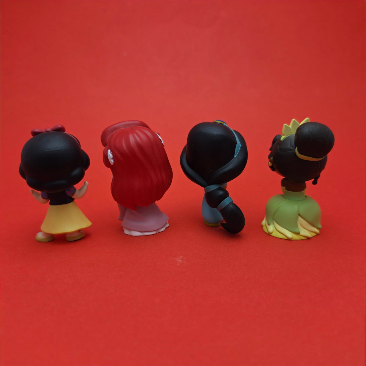 DISNEY ☆ ARIEL TIANA JASMINE SNOW WHITE Ultimate Princess Mystery Minis Figure ☆ 1/6 Funko Loose (Copy)