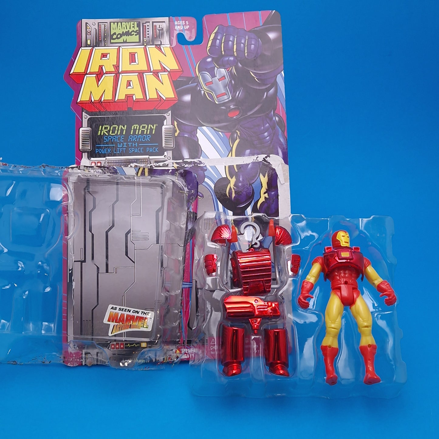IRON MAN ☆ SPACE ARMOR Figure ☆ Vintage CARDED Sealed Marvel Toybiz 90s