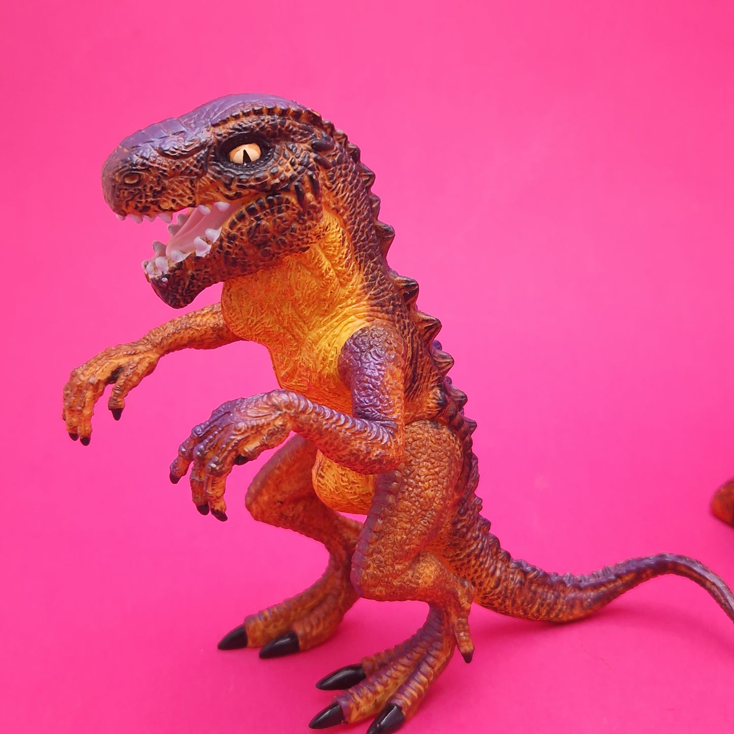 GODZILLA ☆ RED BABY GODZILLA RAZOR FANG Battle Damage Action Figure ☆ Vintage Trendmasters Original Loose 90s