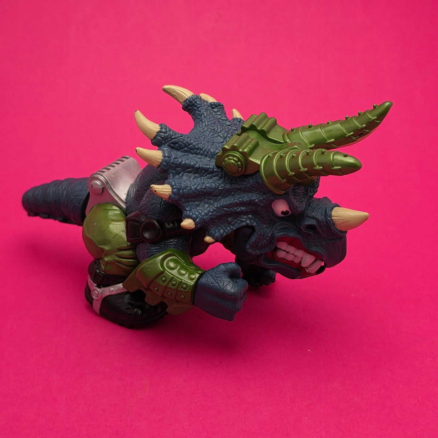 EXTREME DINOSAURS ☆ BULLZEYE & SPIKE Head Strike Dino Vintage Action Figure ☆ MATTEL 90s Loose