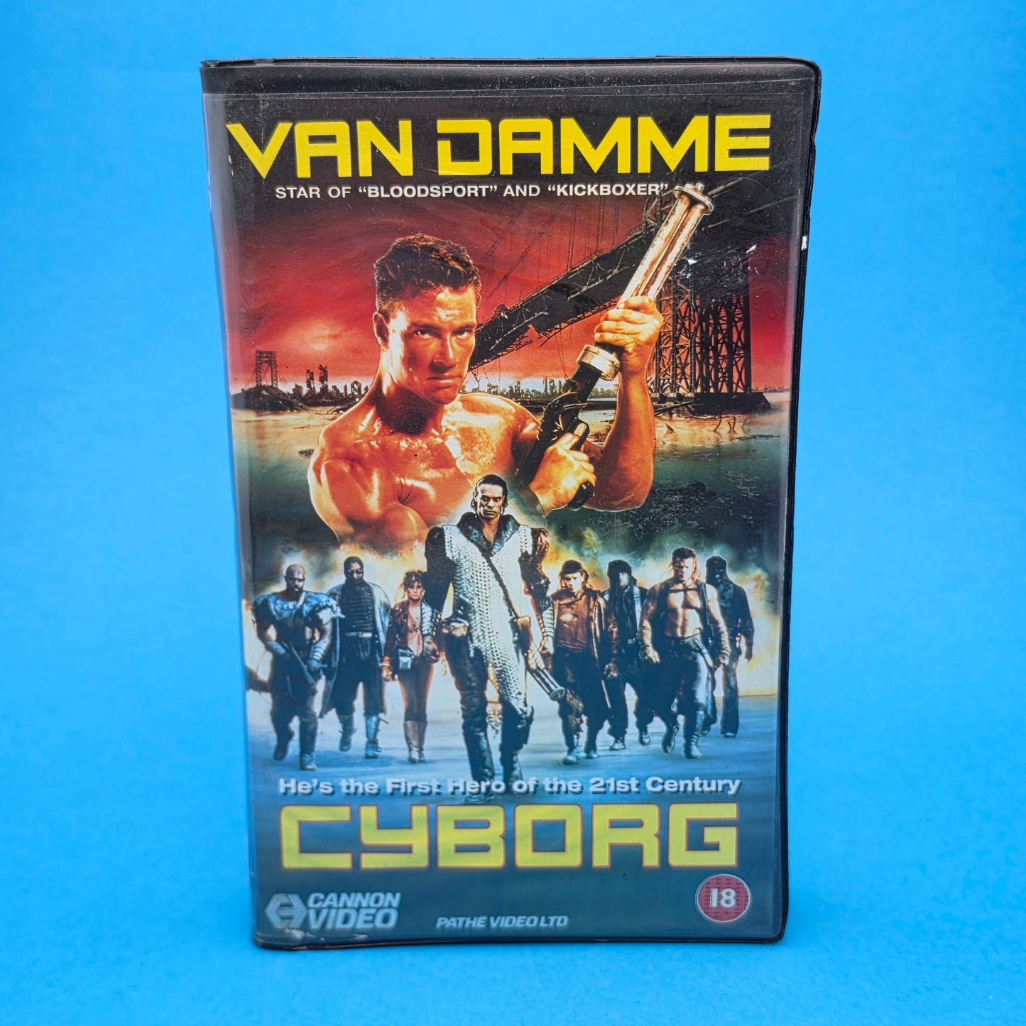 VHS Video ☆ CYBORG Van Damme 18 Cert Big Box Ex-Rental Vintage Tape