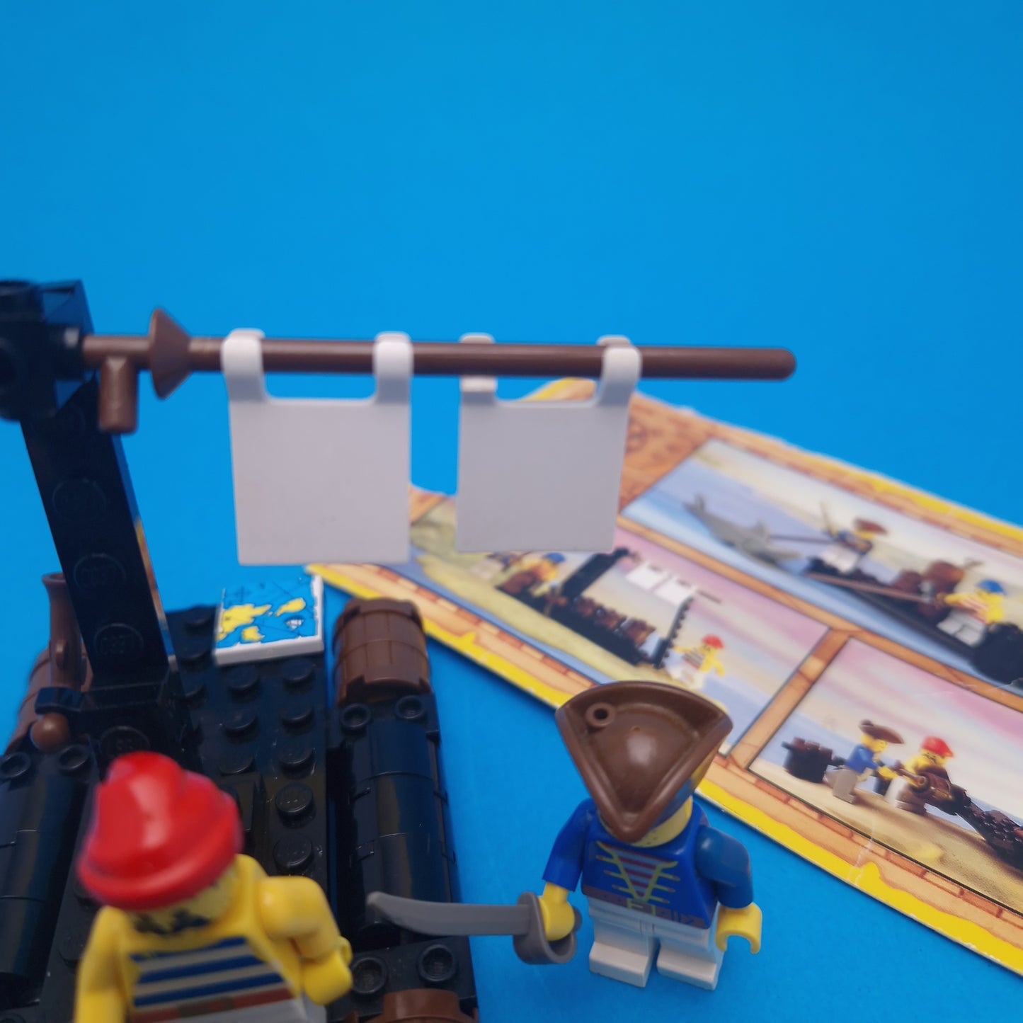 LEGO ☆ 6257 Castaways Raft Mini Figure ☆ Pirates Vintage 80s Loose Instructions