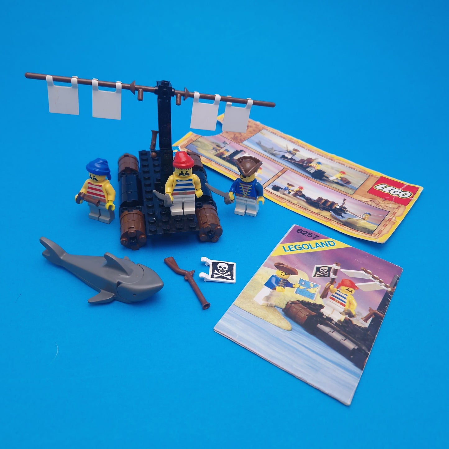 LEGO ☆ 6257 Castaways Raft Mini Figure ☆ Pirates Vintage 80s Loose Instructions