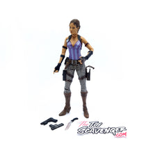 Load image into Gallery viewer, RESIDENT EVIL ☆ SHEVA ALOMAR Action Figure Toy Figure ☆ RESIDENT EVIL 5 Neca Loose
