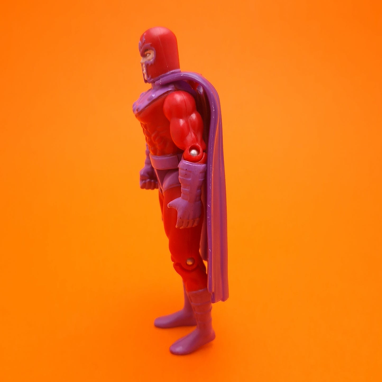 MARVEL X-MEN ☆ MAGNETO Action Figure ☆ Vintage Toybiz Original Loose 90s