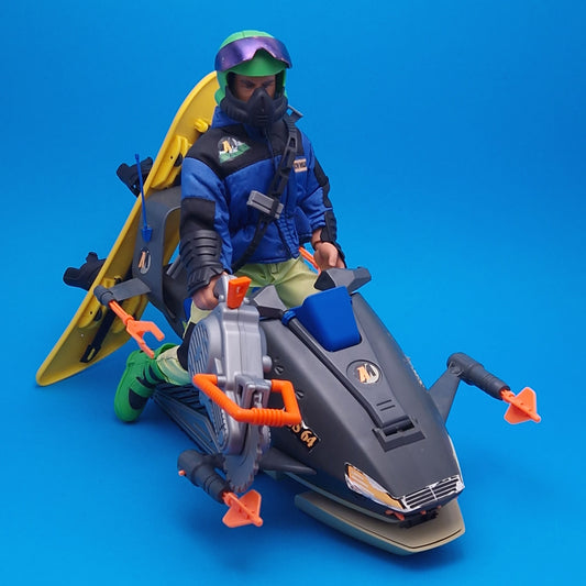 ACTION MAN ☆ SNOWBOARD RAIDER & SCUBA SKI Figure Doll ☆ Vintage HASBRO Loose 90's