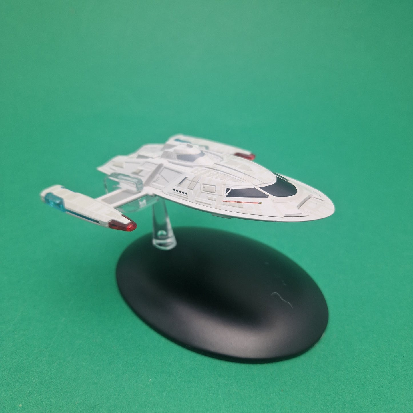 STAR TREK ☆ SOVEREIGN CLASS CAPTAINS YACHT #75 Starships Collection ☆ Eaglemoss
