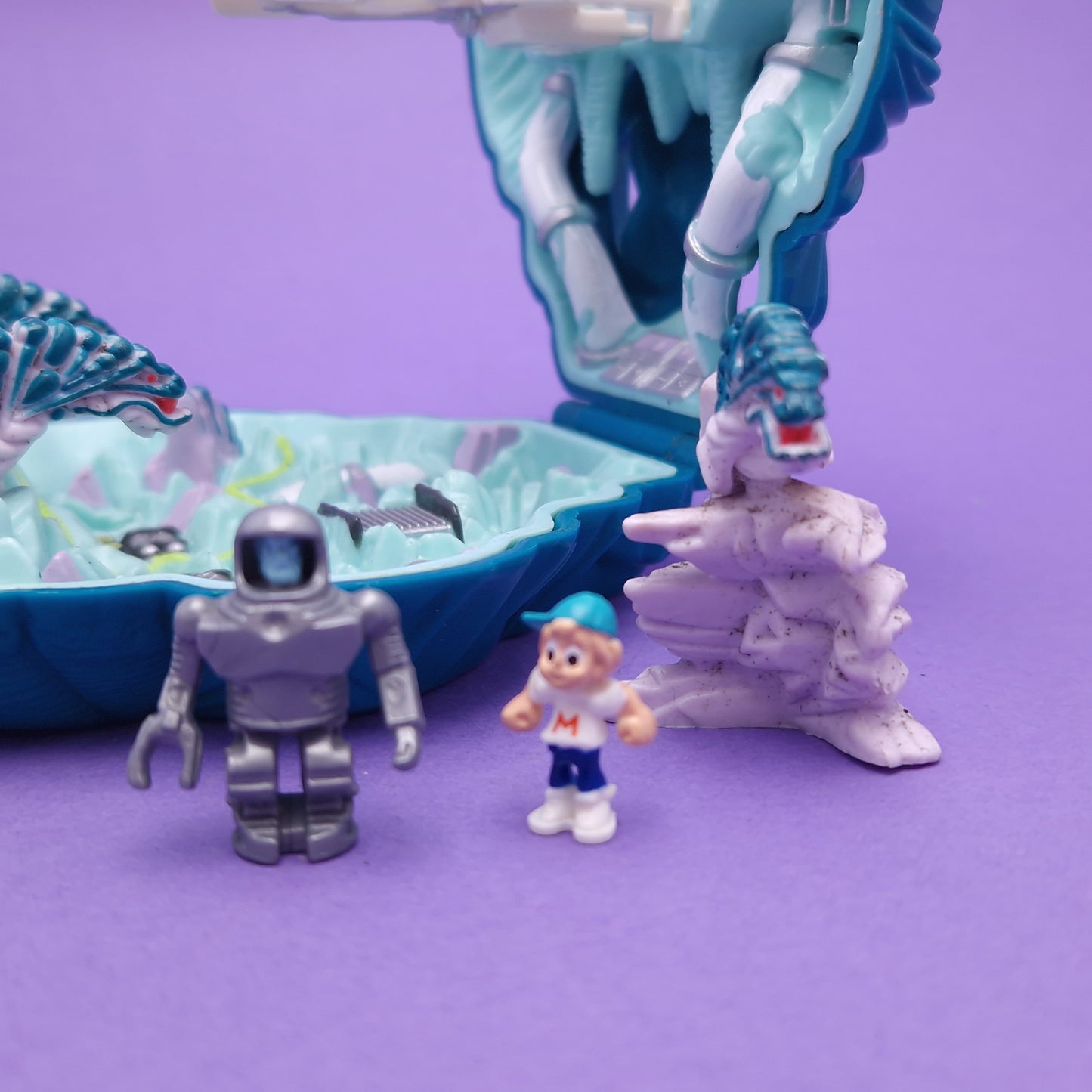 MIGHTY MAX ☆ ICE ALIEN Doom Zones Vintage Figure Playset ☆ Complete Loose