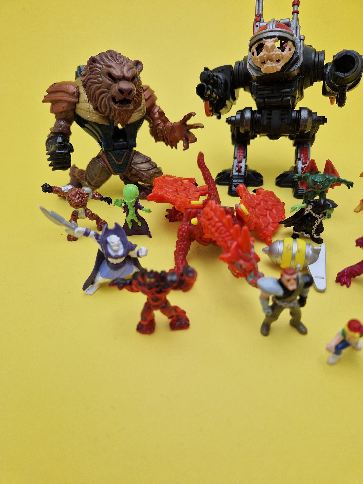 MIGHTY MAX ☆ HEROES AND VILLAINS BUNDLE CYBOT CONQUEROR Vintage Figure☆ Loose