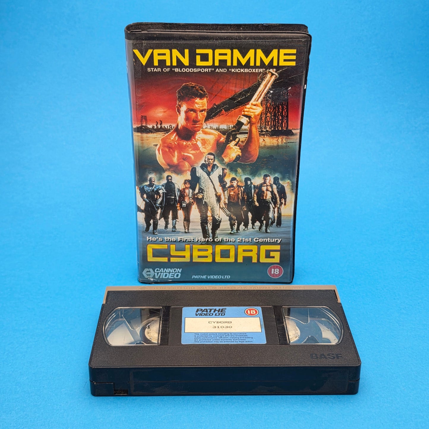 VHS Video ☆ CYBORG Van Damme 18 Cert Big Box Ex-Rental Vintage Tape