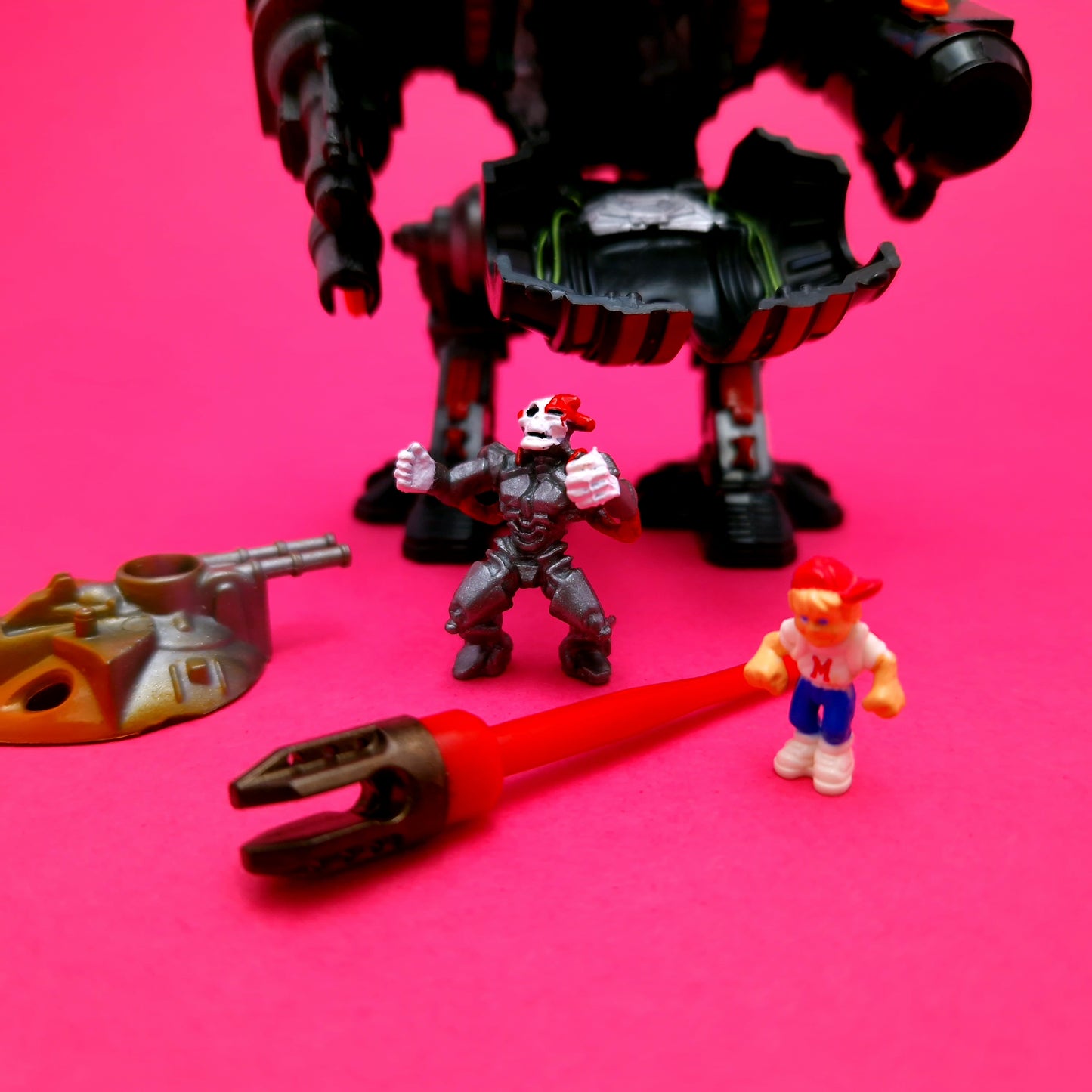 MIGHTY MAX ☆ SHUTS DOWN CYBOT Battle Warrior Vintage Figure Playset ☆ Near Complete Loose