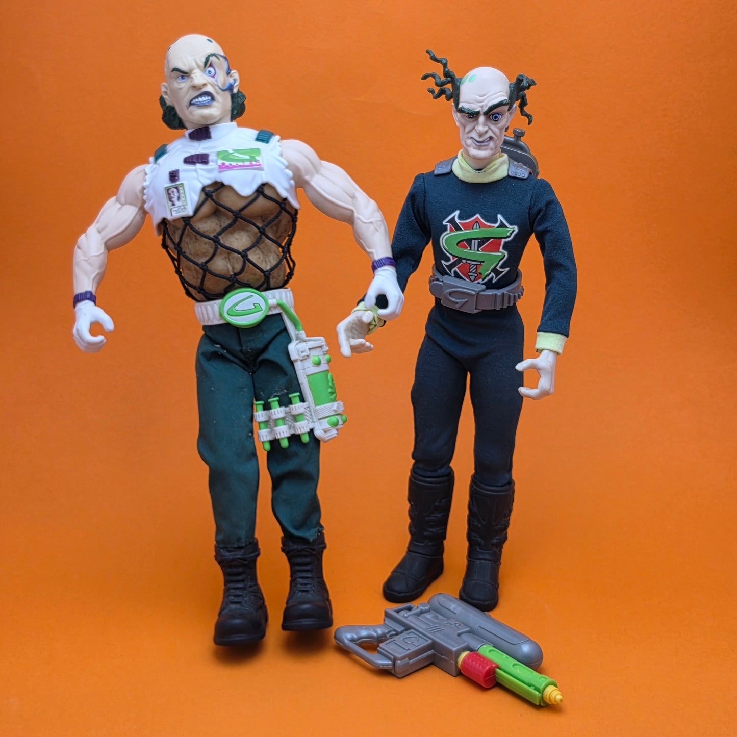 ACTION MAN ☆ Professor Dr Gangrene Toxic Backpack Figure ☆ Vintage HASBRO 90's Loose