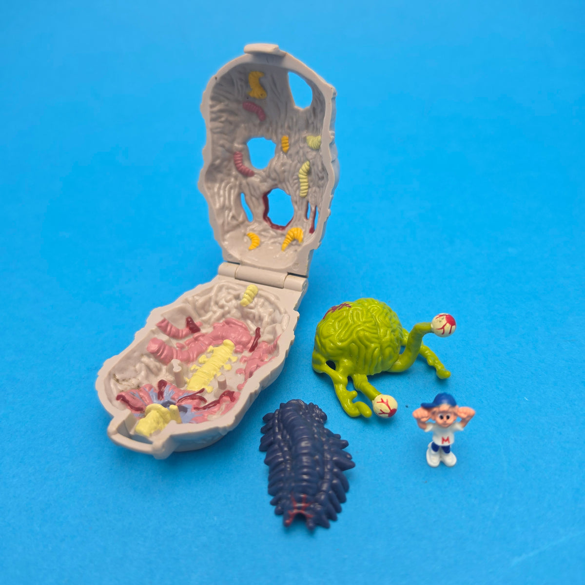 MIGHTY MAX ☆  NEUTRALISES ZOMBOID Horror Heads Vintage Figure Playset ☆ Complete