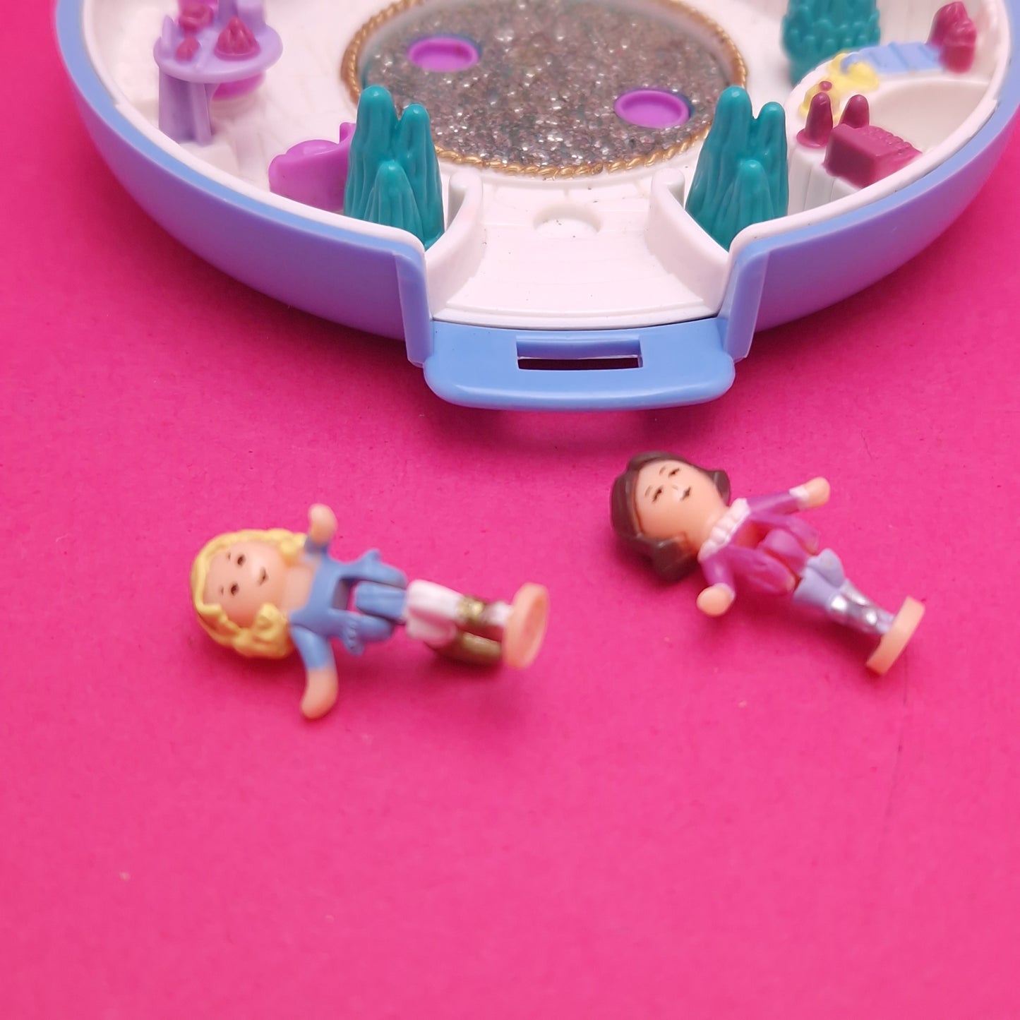 POLLY POCKET ☆ SKATING PARTY Vintage Figure Playset Complete ☆ Original 1989