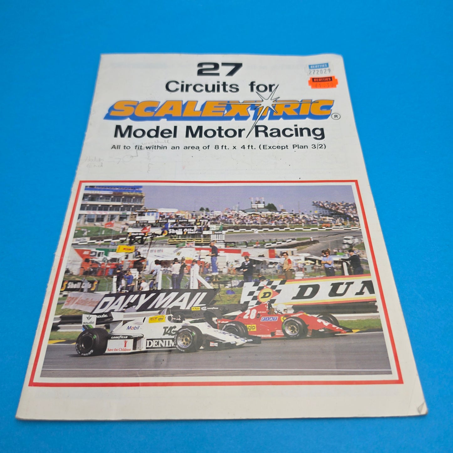 SCALEXTRIC ☆ F1 FERRARI & METRO MG RACING CARS & BOOK ☆ Austin Rover Vintage