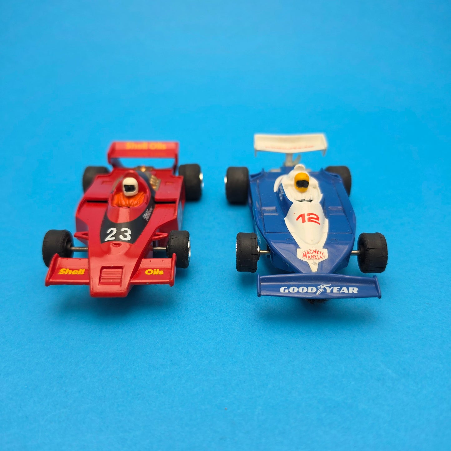 SCALEXTRIC ☆ F1 FERRARI & METRO MG RACING CARS & BOOK ☆ Austin Rover Vintage