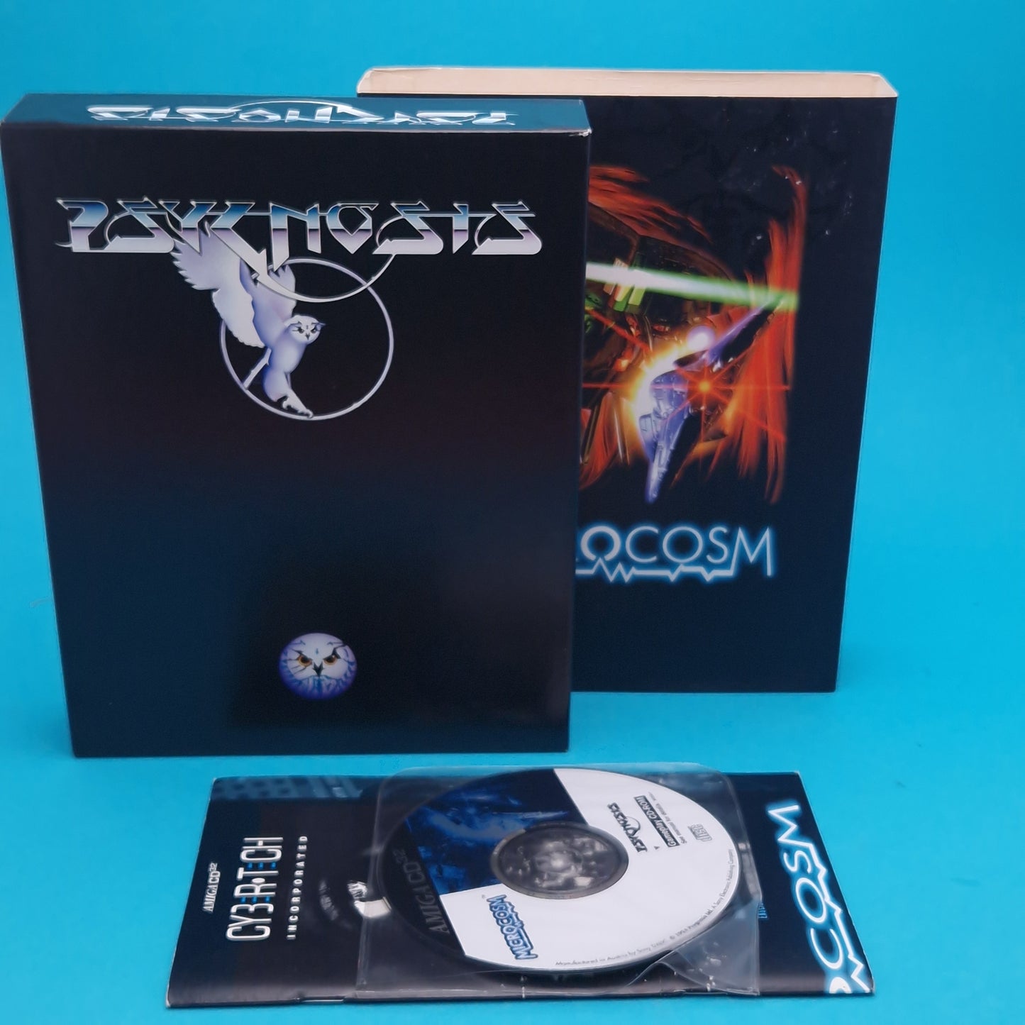AMIGA CD32 ☆ MICROCOSM ☆ BIG BOX BOXED Vintage Retro Game Commodore 90s