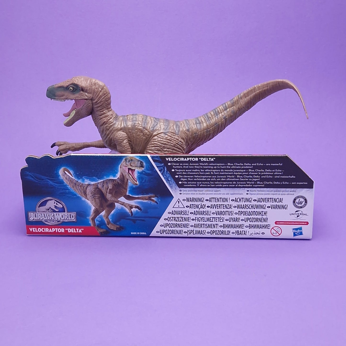 JURASIC WORLD ☆ VELOCIRAPTOR DELTA Boxed Action Figure ☆ 2015 Sealed Hasbro
